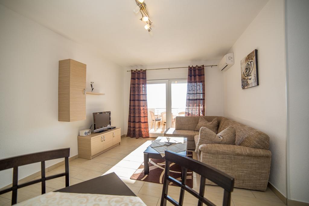 Kati Apartment *